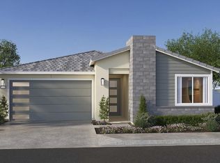 2460 N Harken Way, Clovis, CA 93619