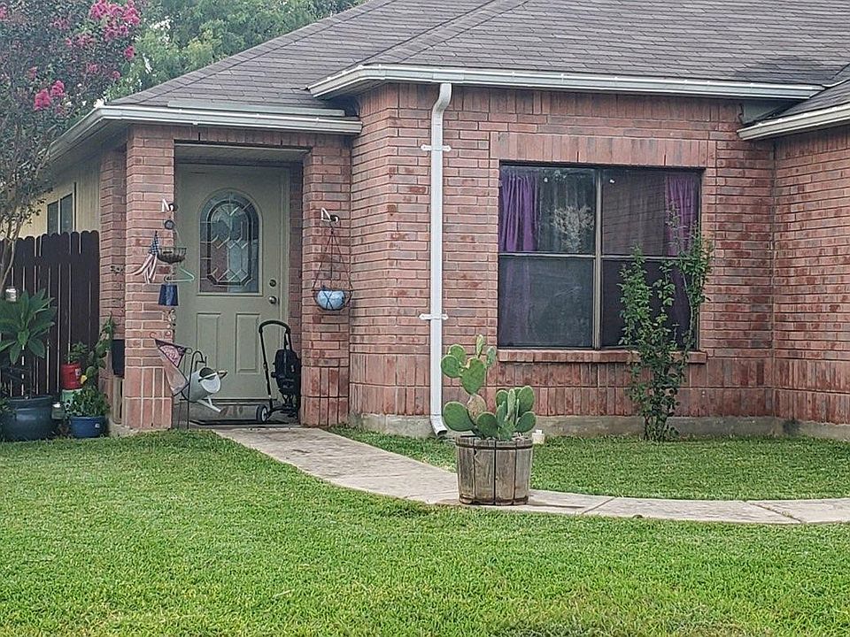 1st image of 13319 Magnolia Brk