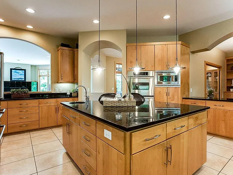 21892 Byron Cir — Photo 16