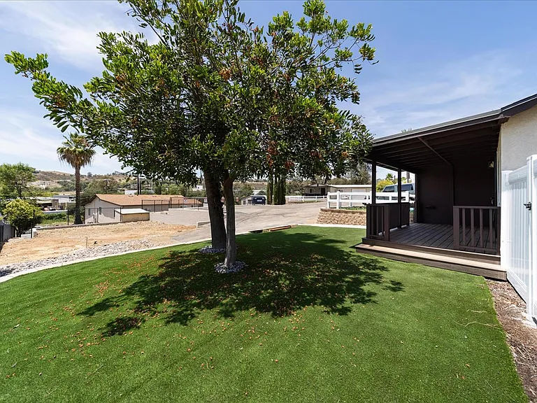 Fresh turf, private unit