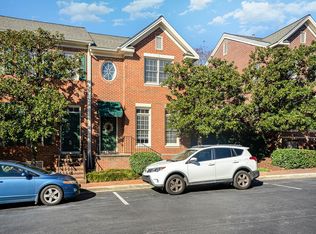 121 Fenner Ln, Raleigh, NC 27603