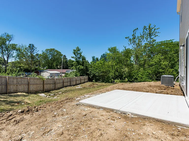 2787 Horsham Dr — Photo 35