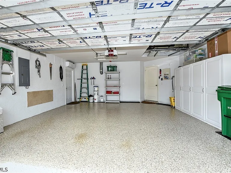 1250 Silverstrand Dr — Photo 38