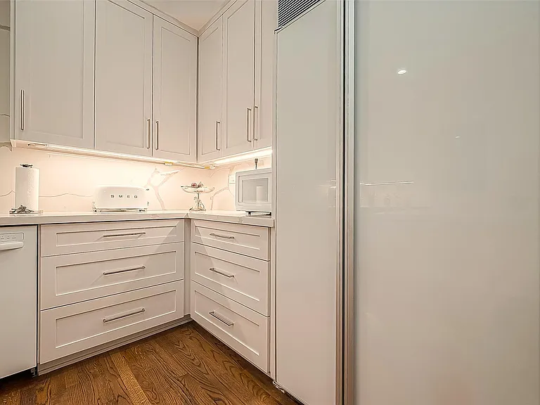 983 S Post Oak Ln — Photo 16