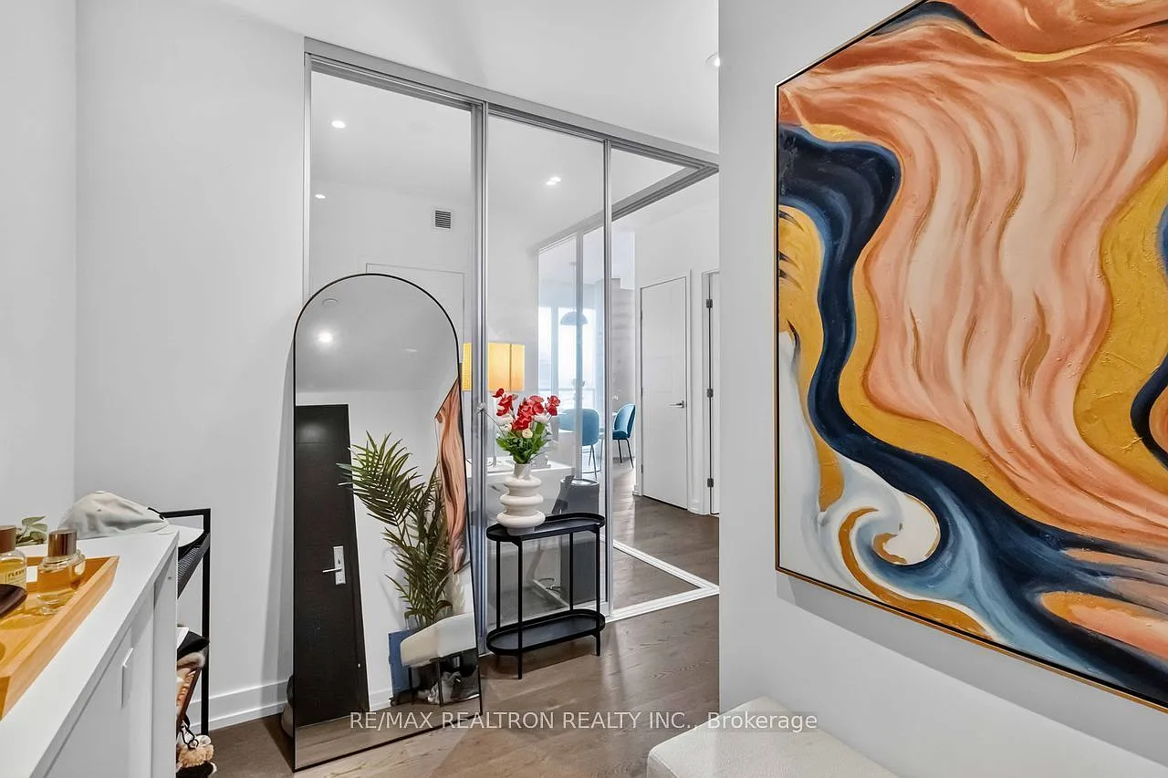 3 bed, $4,850 — Photo 2