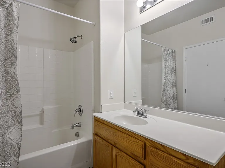 50 Aura De Blanco St #10203 — Photo 32