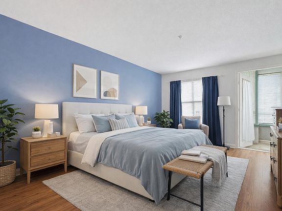 2nd image of 5550 14b Ave #203