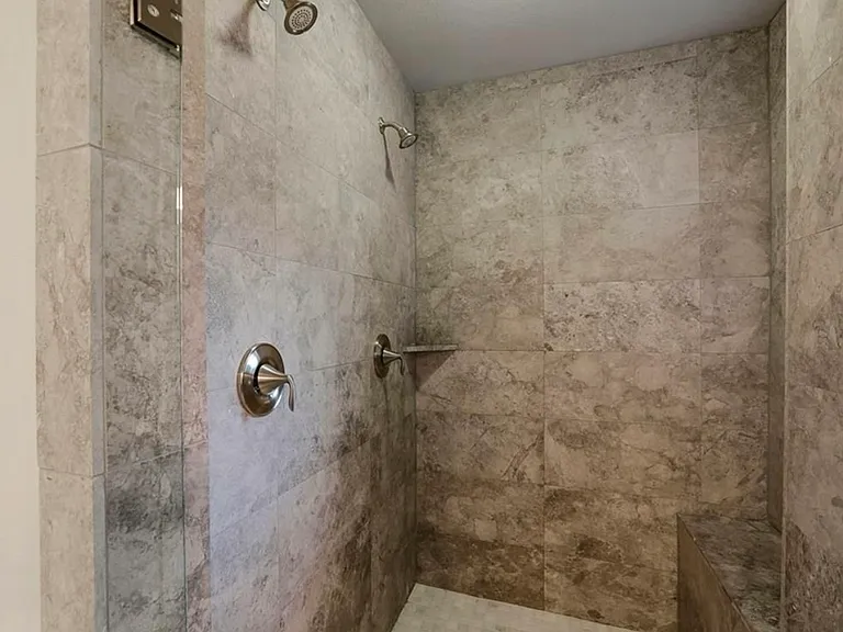 127 Whispering Hills Ct — Photo 17