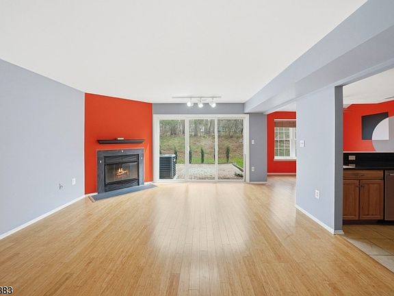 4th image of 177 Hyde Park Rd