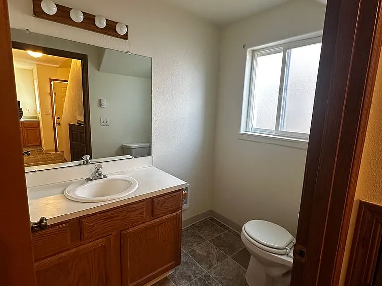 3113 NE Flintlock Pl — Photo 14