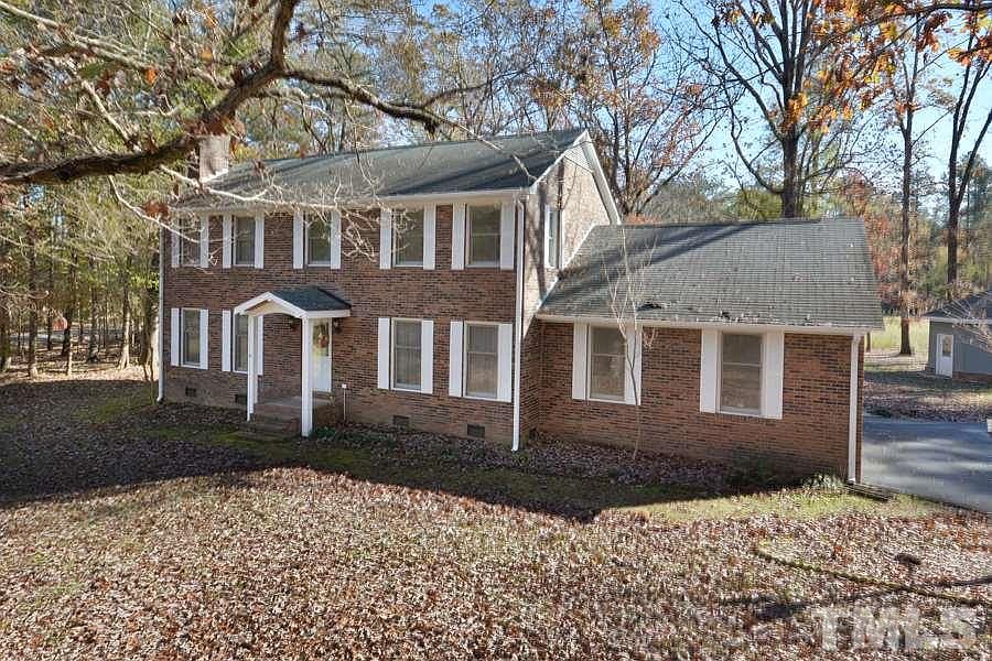2nd image of 4304 Linden Rd