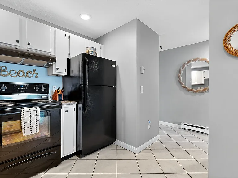 39 W Grand Ave #450 — Photo 10