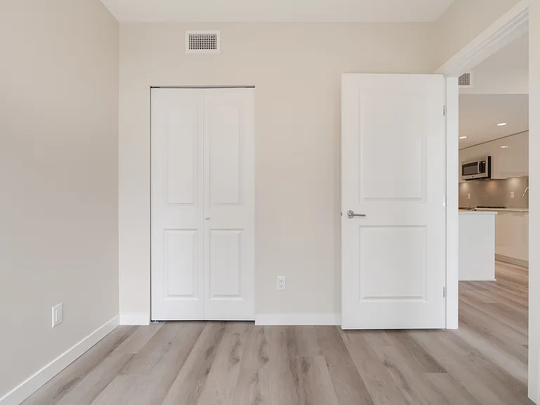 1182 Westwood St — Photo 127