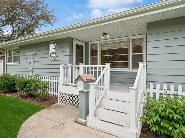 818 N High St, Lake City, MN 55041