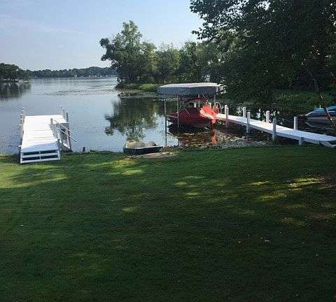 Lake front with 2 piers