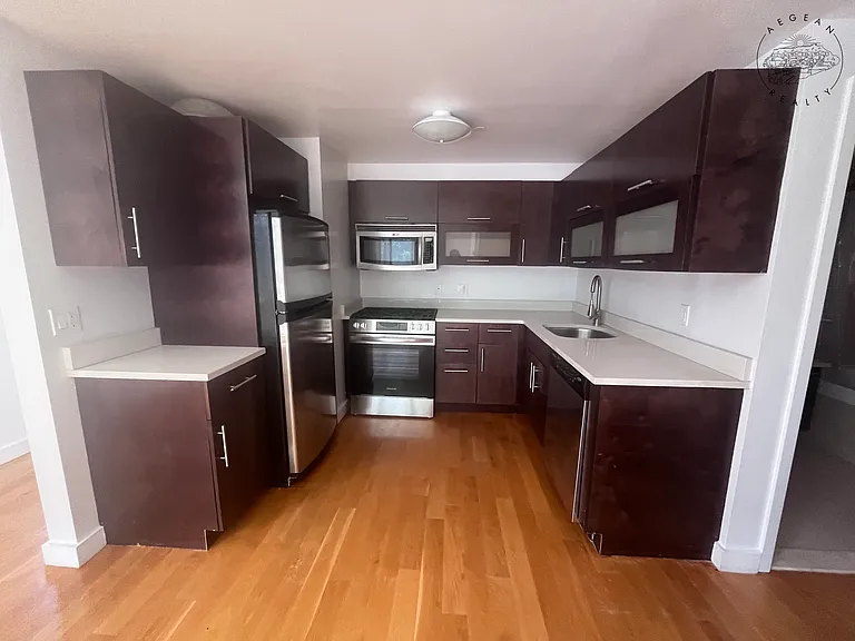 147 Manhattan Ave #2A — Photo 5