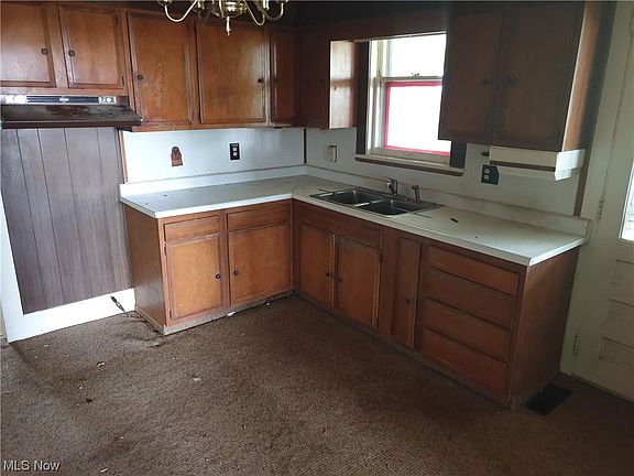2nd image of 7896 Stanhope Kelloggsville Rd