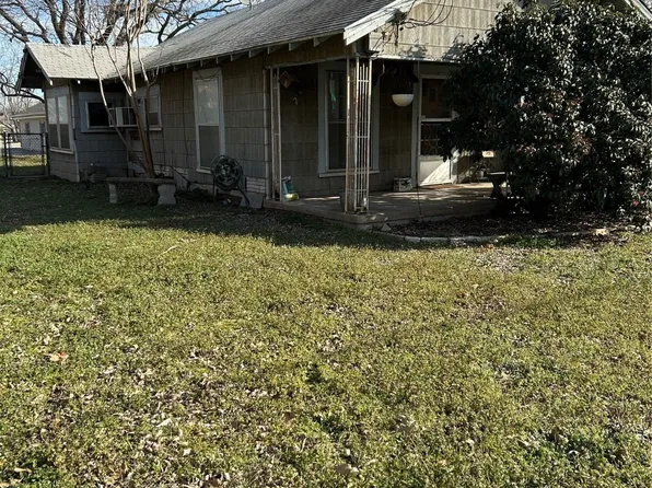 419 E Lee Ave, Weatherford, TX 76086