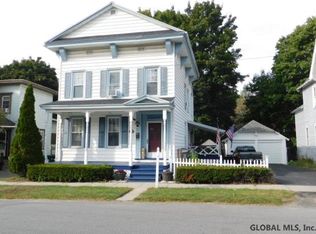 207 W Clinton St, Johnstown, NY 12095