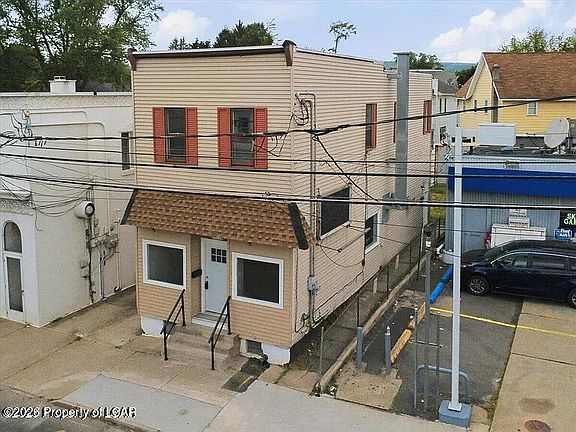 3rd image of 13 Carey Ave