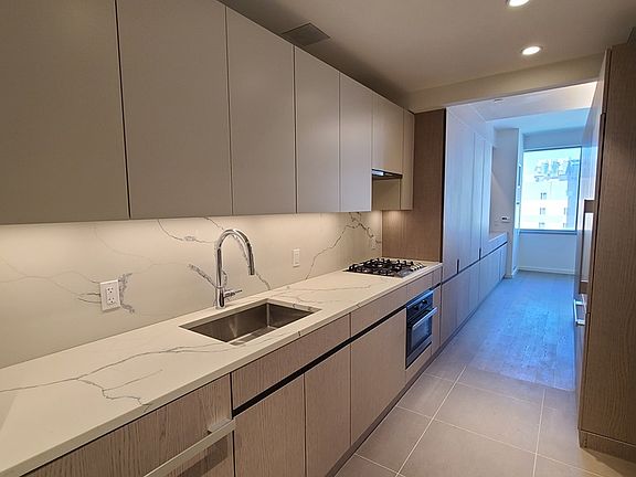 2nd image of 133-27 39th Ave #8S