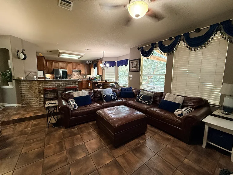 22211 Covella Ct — Photo 23