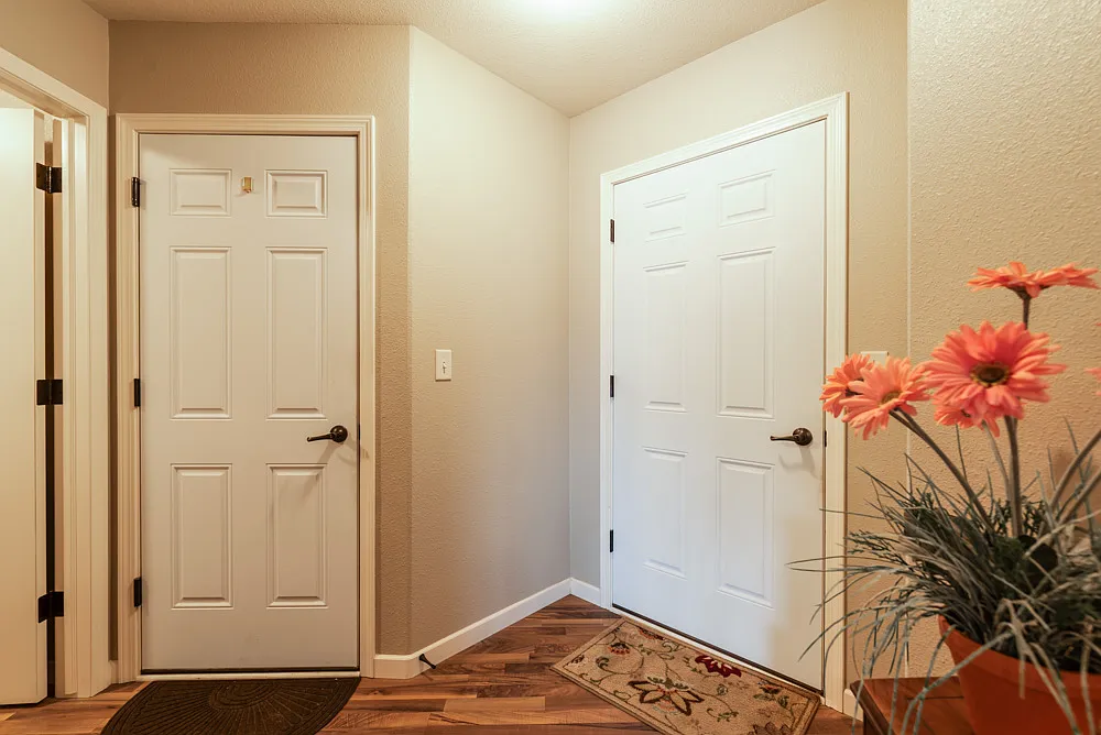 2304 Marina Road Southeast - 1 — Photo 2