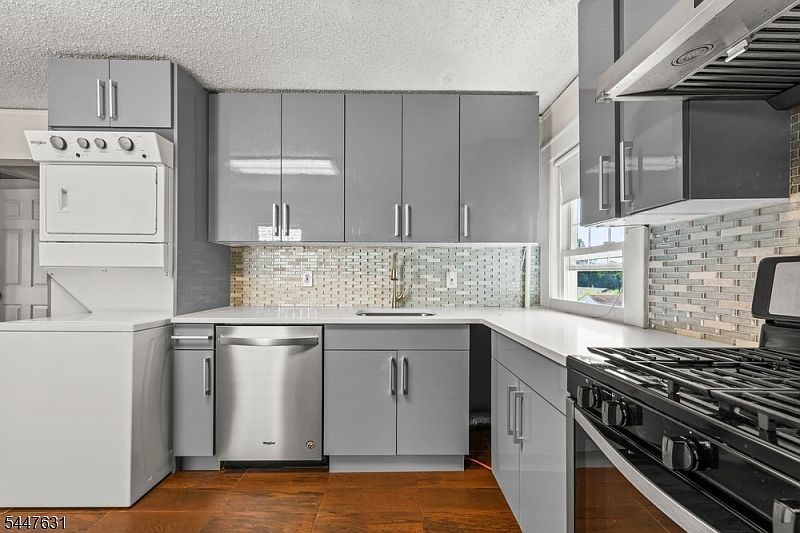 1st image of 22 Meeker Pl Unit B