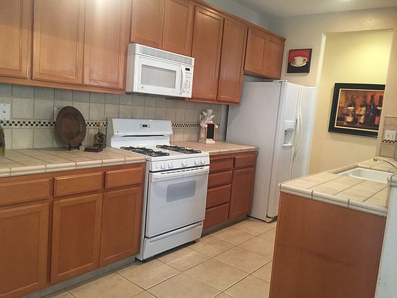4th image of 10623 Willow Glen Cir
