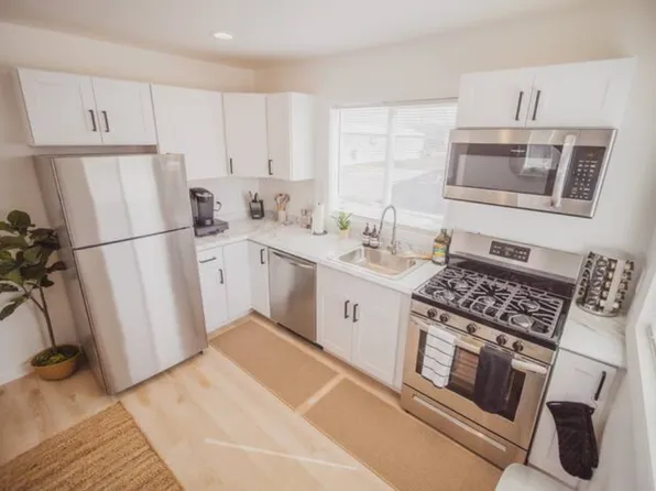600 N 1st St, Lander, WY 82520