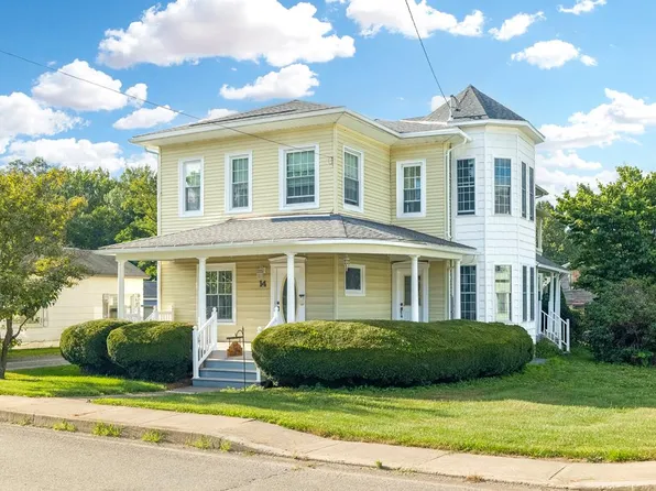 14 Cowanesque St, Tioga, PA 16946