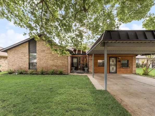 6217 Green Apple Ct, Watauga, TX 76148