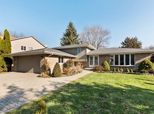 5607 Fairview Ave, Downers Grove, IL 60516