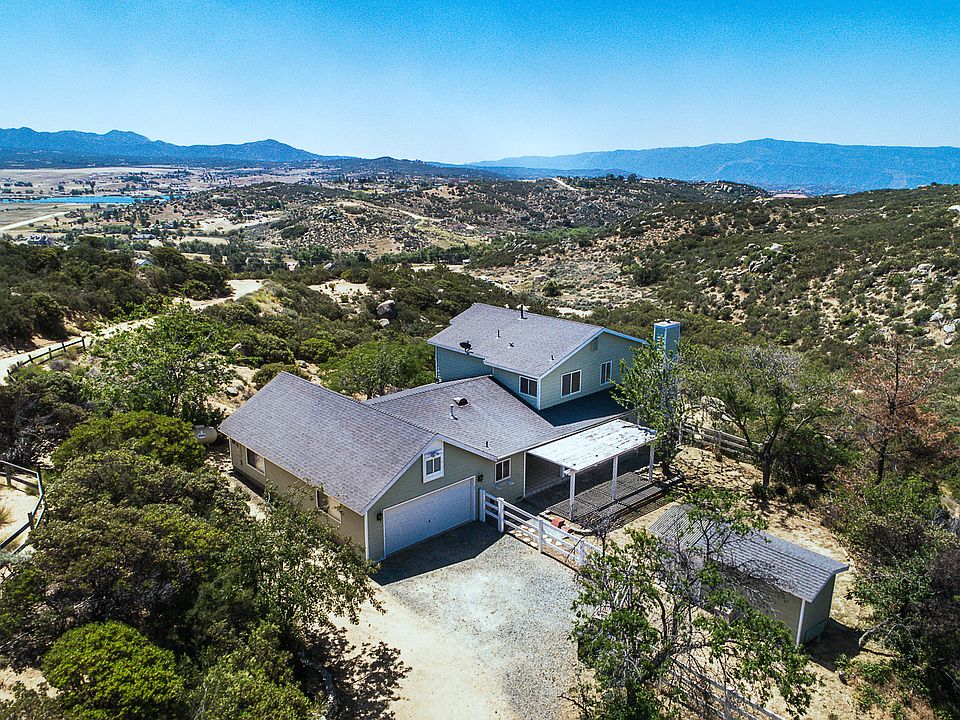 1st image of 48560 Sunnybrook Cir