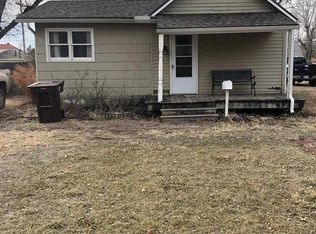 1114 S Ash St, McPherson, KS 67460