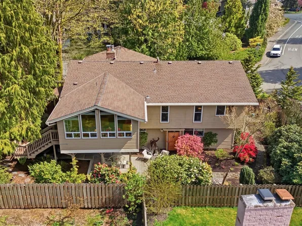 7605 146th Avenue NE, Redmond, WA 98052