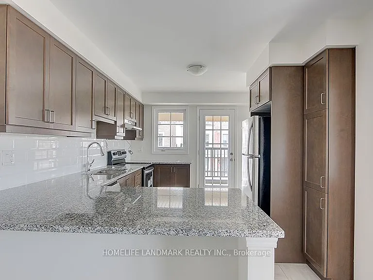 76 Casely Ave — Photo 14