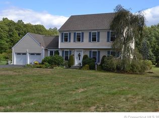 19 Pleasant Valley Rd, Clinton, CT 06413