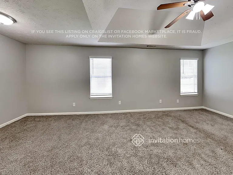 128 Goldleaf Dr — Photo 8