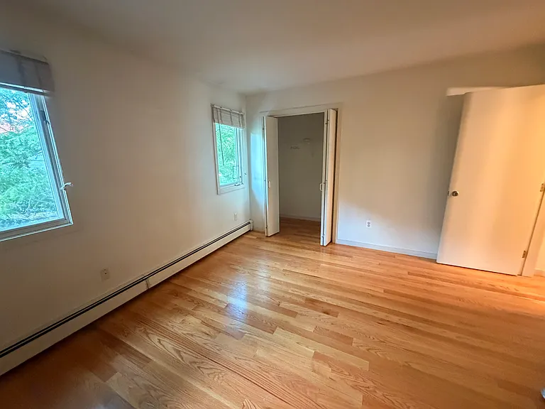 204 Charles St — Photo 14