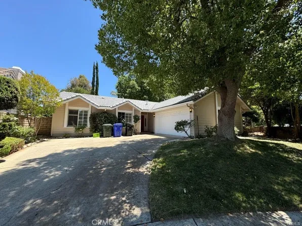 25702 Alta Dr, Santa Clarita, CA 91355