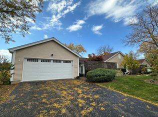 1000 Dartmouth Dr, Wheaton, IL 60189