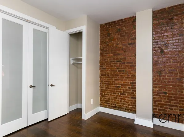 205 Street James' Place image 7 of 26