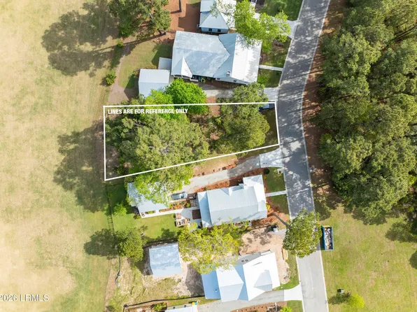 19 Stoney Island Dr, Beaufort, SC 29907