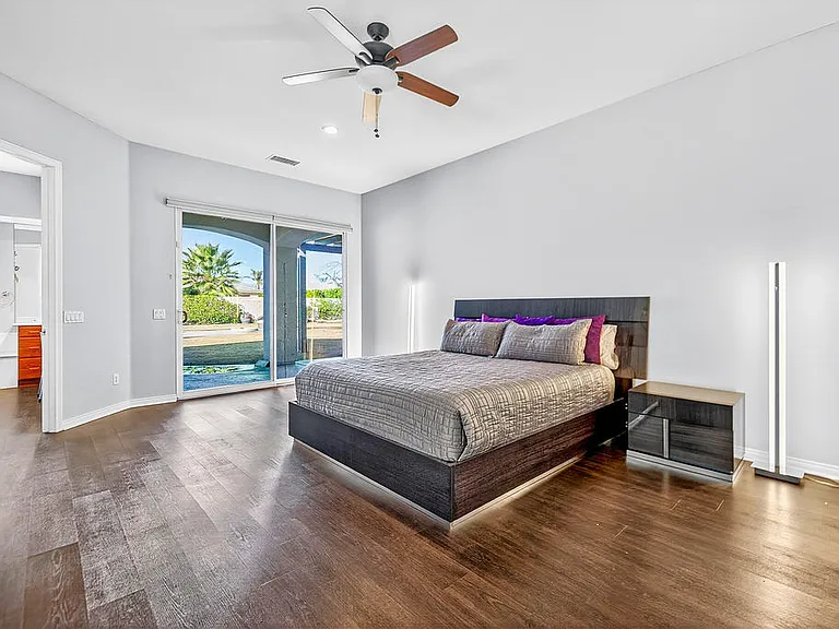 PRIMARY BEDROOM SUITE HAS OFFICE AREA