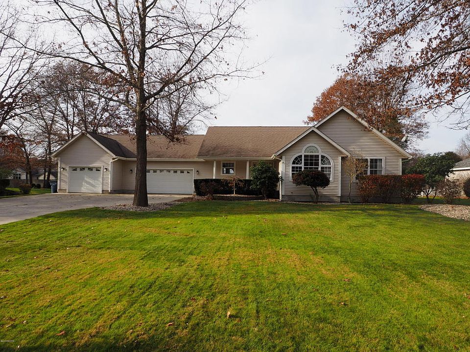 1st image of 3721 Whispering Woods Dr