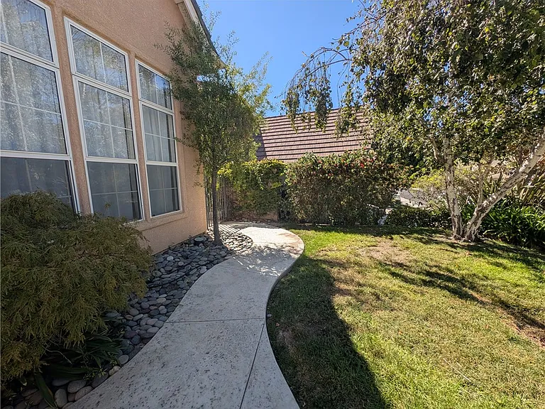 2504 Rutland Pl — Photo 30