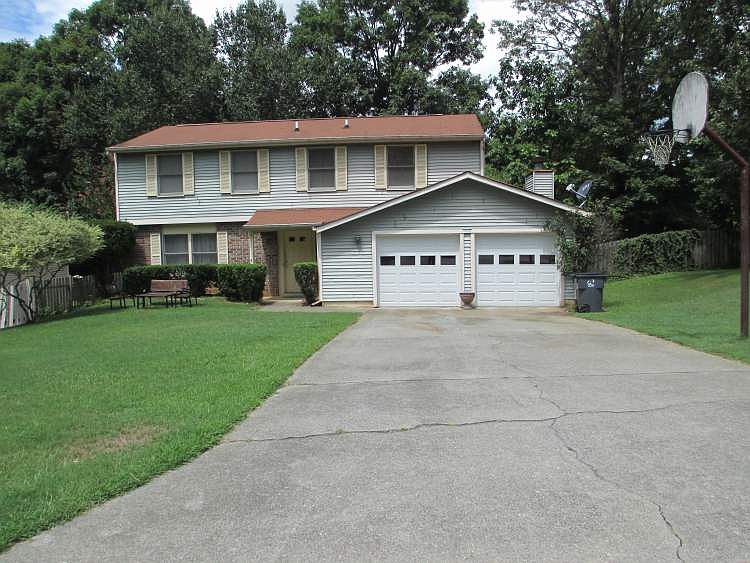 1st image of 775 Lawndale Ct