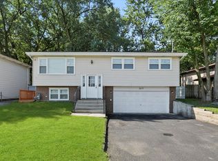 3619 W 163rd St, Markham, IL 60428