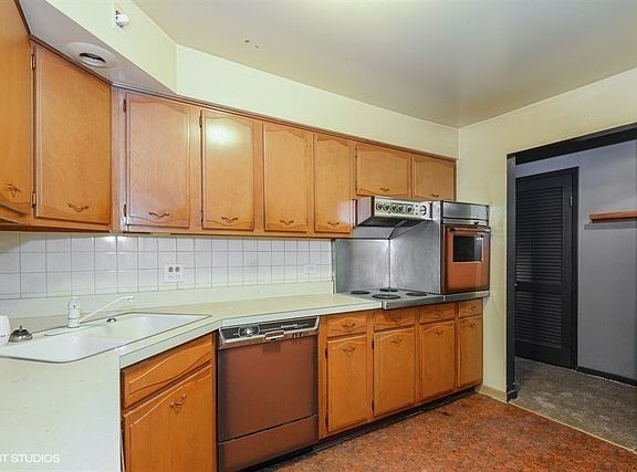 5th image of 1234 Elmwood Ave APT 3C
